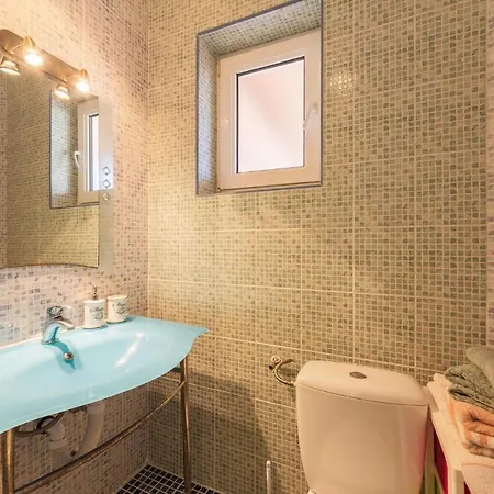 Apartman Gorgeous In With Wifi